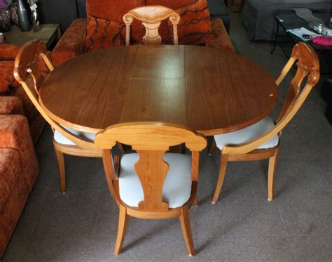 Furniturehub.pk is one of the prestigious wood makers that sell quality at reasonable prices. New2You Furniture | Second Hand Tables + Chairs for the ...