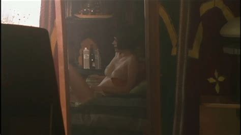 Nude Video Celebs Andrea Losleben Nude Apollonia 2005