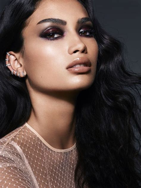 Pat McGrath Gives Classic Beauty Looks The Pat McGrath Upgrade Gorgeous Makeup Glossy Eyes