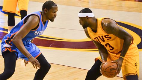 Filekevin Durant Confronts Lebron James 2015 Wikimedia Commons
