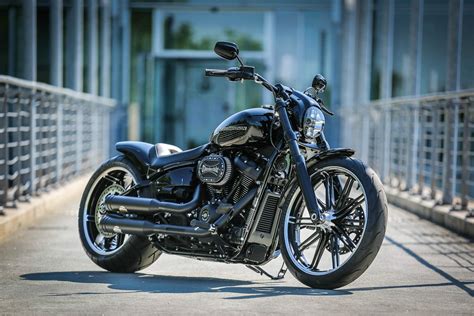 Darkhead Customized Thunderbike Harley Davidson Breakout By Ben Ott