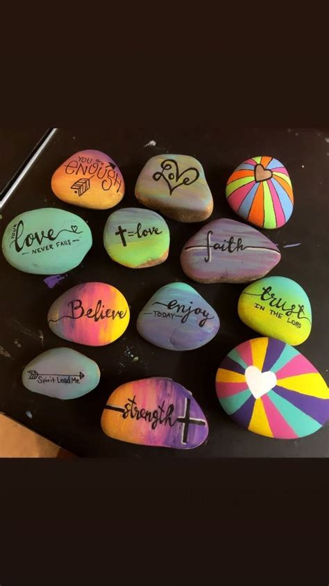 told   aesthetic rock painting ideas