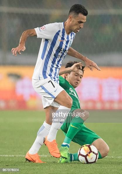 Eran Zahavi Of Guangzhou Randf In Action During 2018 China Super League