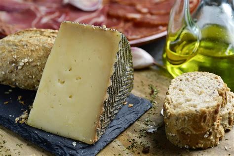 35 Cheeses You Must Try Once In Your Life