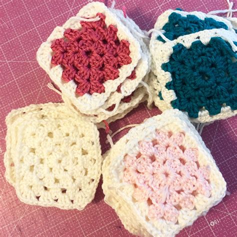 10 Fun Crochet Projects For Beginners Beginner Crochet Projects Fun
