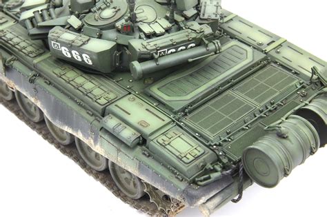 Russian Main Battle Tank T B Tanks And Guns Military Scale