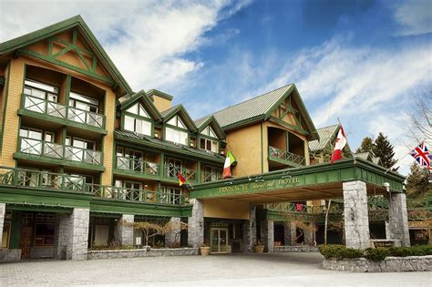 Pinnacle Hotel Whistler Village Whistler 194 Room Prices And Reviews