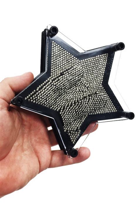 Pin Art Star 3d Impression Executive Toy Black Silver Pins