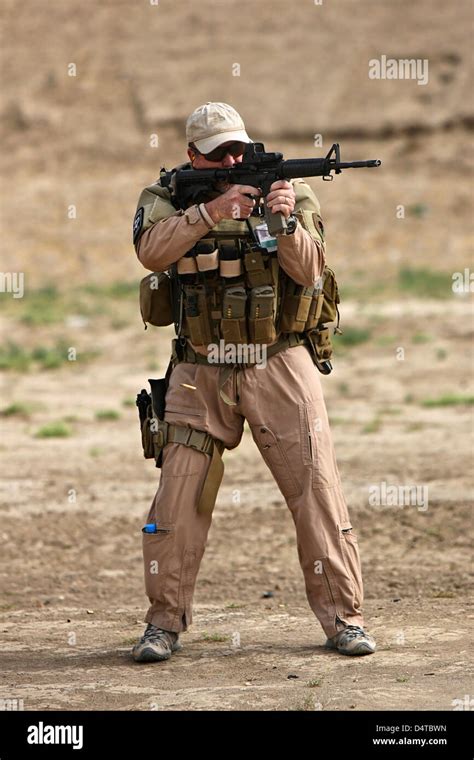 Kunduz Afghanistan Us Contractor Firing A 556mm M4 Carbine Stock