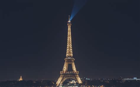 Download 2560x1600 Eiffel Tower Paris Light Night Clean Sky
