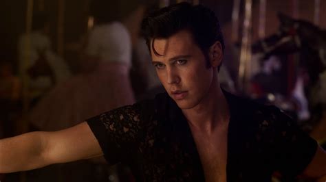 Elvis Trailer Austin Butler Takes The Stage As The King Of Rock And Roll