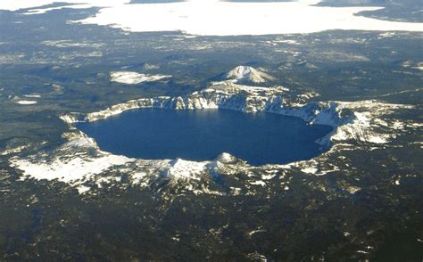 16 Fascinating Facts About Crater Lake Ultimate List