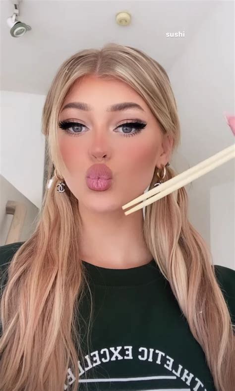 Loren Gray In 2020 Loren Gray Beauty Lipstick
