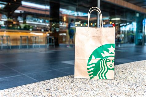 Spring brings warmer weather, chirping songbirds, tulips and daffodils, and yes, new starbucks beverages! Starbucks Launching a Meatless Beyond Meat Breakfast ...