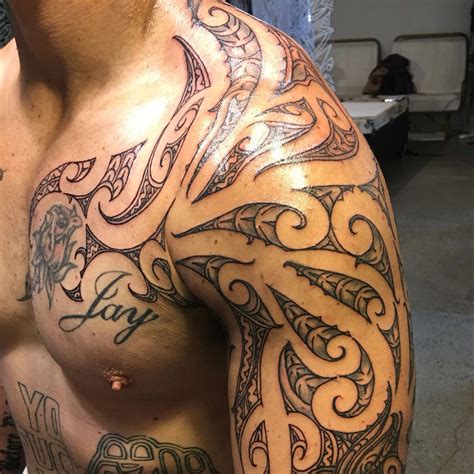 Pin On Maori Tattoos