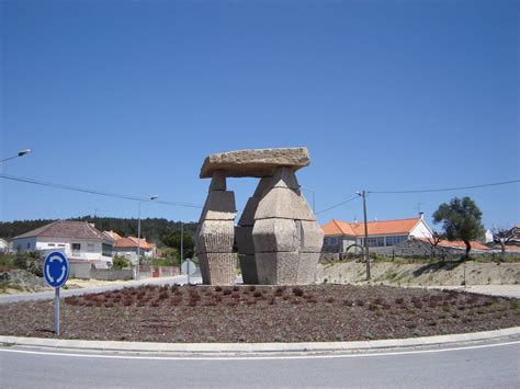 Monumento Em Homenagem à Freguesia Das Antas Penedono All About