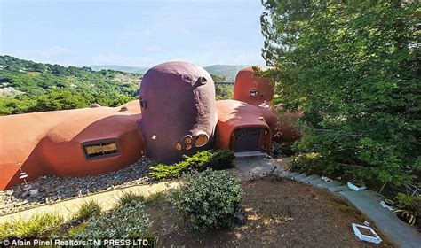 Flintstones House In San Francisco Sells For 28m Daily Mail Online