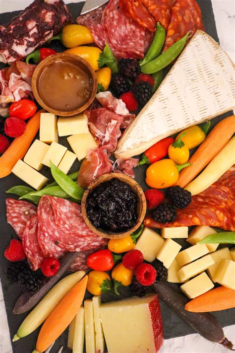 How To Make The Perfect Charcuterie Board Good Food Baddie
