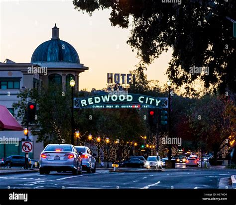 Redwood City Sign Stock Photos And Redwood City Sign Stock Images Alamy