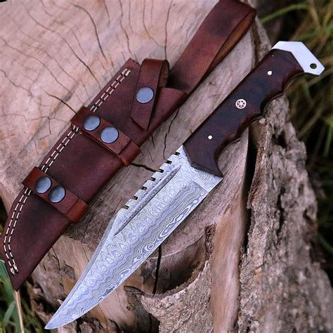 Handmade Damascus Bowie Knife For Hunting Skinning Outdoor Damascus