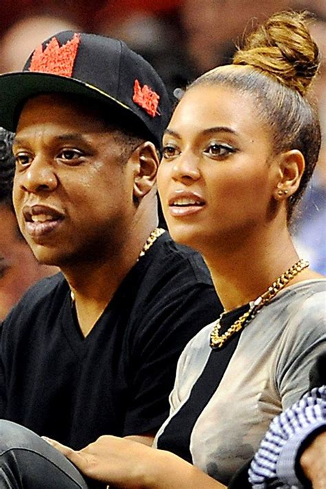 Jay'z hair en beauty begon 20 jaar geleden aan de grens van het gentse stadscentrum. Pictured here with her husband Jay-Z at a local Basketball ...