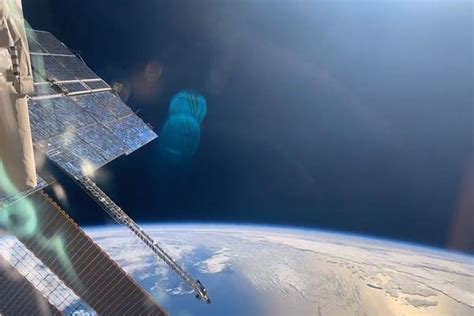 شروق وغروب الشمس في 24 ثانية فيديو مبهر للأرض من محطة الفضاء الدولية