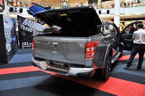 2 mitsubishi motors malaysia sdn bhd reserves the right to make changes in terms of price and specifications at any time without prior notice. Mitsubishi Triton Pickup Gets Enhanced Warranty And ...