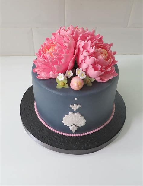 Pink Peony Decorated Cake By Alanscakestocraft Cakesdecor