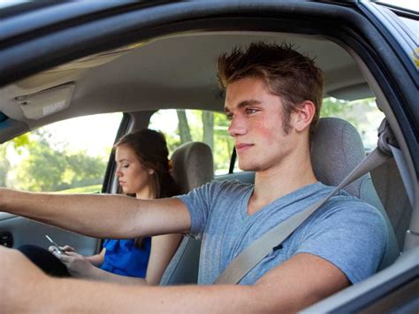 Top 10 Safe Driving Tips For Teenage Drivers And Their Parents