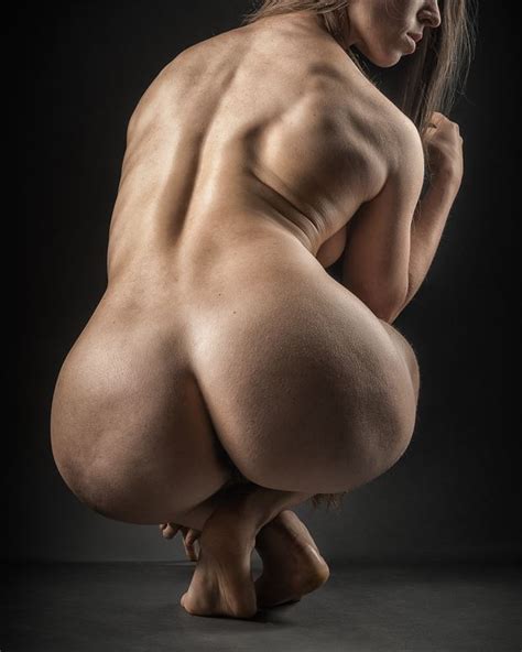 Deliciously Sensual Bordering On Erotic Nude Art Photography Curated