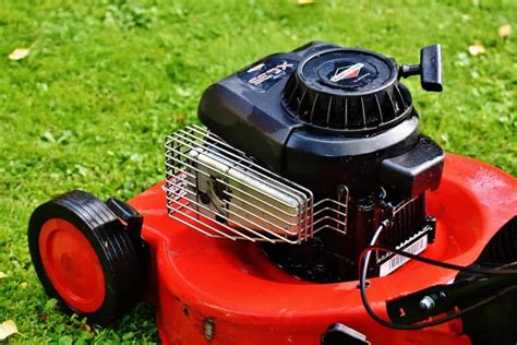 Lawn Mower Engine Makes Popping Sound Reasons And Fixing Tip