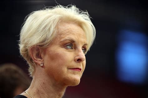 Cindy Mccain May Never Get Over Trumps Attack On Husband