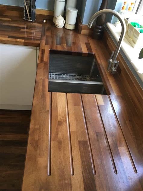 Light grey gloss kitchen with white worktops ireland. J-Pull Gloss White Kitchen & European Walnut Wooden ...