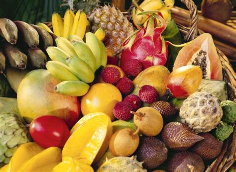 Thailand is known around the world for its excellent and varied cuisine as well as for countless varieties of thai fruits. The Best Exotic Fruits to buy in a Thai Market - Inspire ...