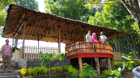 Rumah kebun sederhana dalam ruangan. Menyisiri Kaki Kelud, Bersantai di Rumah Pohon | Kampoeng ...
