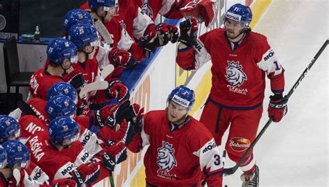 Craig ramsay povolal do tímu trojicu juniorských reprezentatov. Švédsko Česko ONLINE MS v hokeji do 20 rokov 2021 dnes
