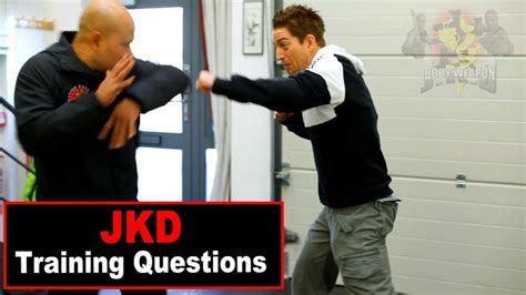 Jkd Techniques Intercept The Fist Q9 Wing Chun Martial Arts Fist