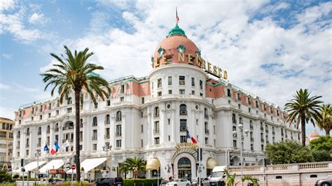 Lhôtel Negresco à Nice Tout Savoir Sur Cet Hôtel De Luxe Suitespot