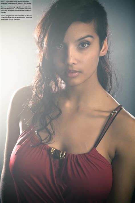 Indian Babe Shanaya Red Dress Nudes Curvy Erotic