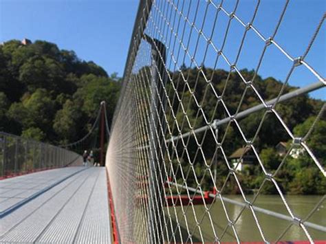 A bridge's railing depends on various factors such as location, material, and purpose. Chain Link Railing Is Seen as Solid Protection Guardrail for Bridges