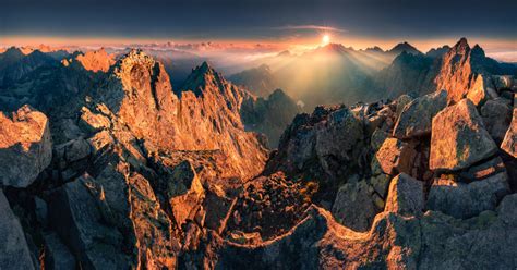 najpiękniejszych miejsc w Tatrach Polskich KAROL NIENARTOWICZ Mountain Photographer