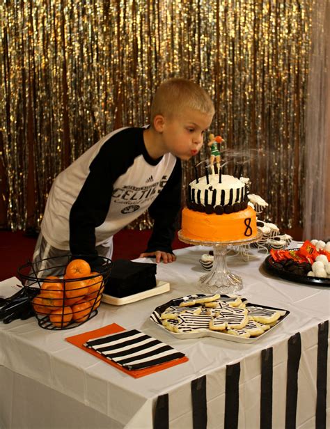 Therefore, i made it for him. the barnes yard: a boy's 8th birthday party {basketball ...