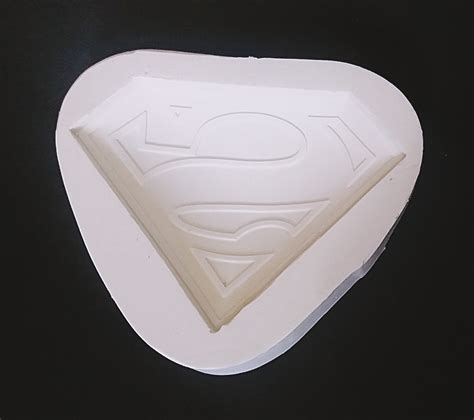molde de silicone superman para confeitaria e biscuit gg 1