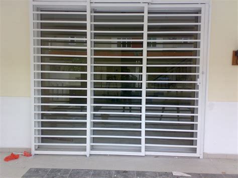 With technical expertise and high quality service. Utama Iron Works: Sliding Door Design