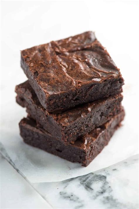 Our Favorite Easy Fudgy Brownies The Secret Saucer