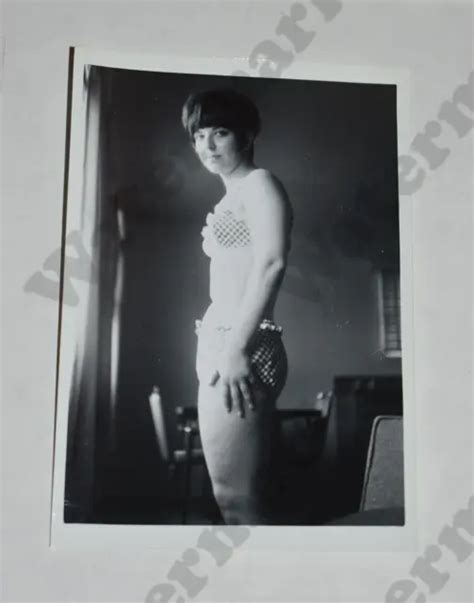 S CURVY BRUNETTE Woman Short Hair Bikini Bedroom VINTAGE PHOTOGRAPH Bx PicClick