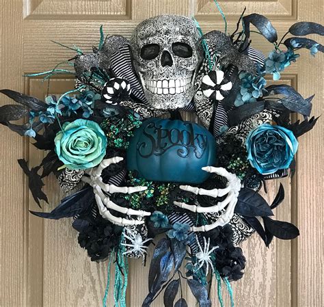 30 Scary Halloween Wreath Ideas