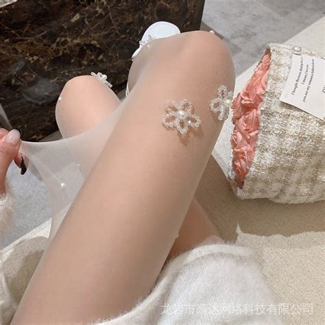 2022 spring summer new style influencer hot selling hot girl flower pearl white stockings
