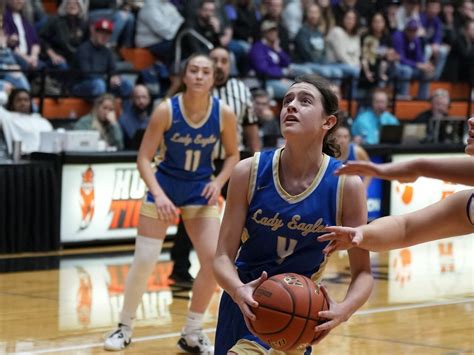 Prep Roundup Wall Girls Upset Sully Buttes In Class B Quarterfinals