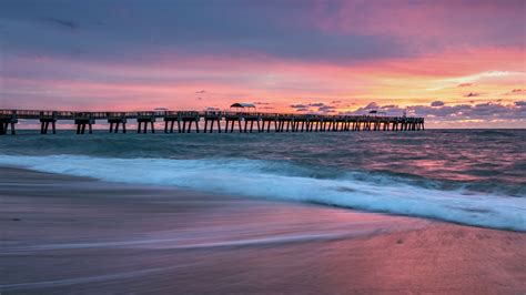 Sunrise At Lake Worth Pier At Lake Worth Beach Palm Beach County